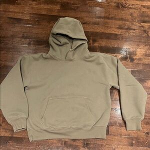 Aritizia perfect fit hoodie